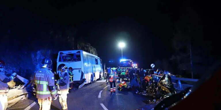 Prisión provisional para el conductor español accidentado en Francia: con el tacógrafo desconectado y positivo en cocaína