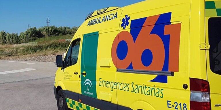 Calcinadas más de 100 chabolas en un incendio de un poblado de Lucena del Puerto (Huelva)