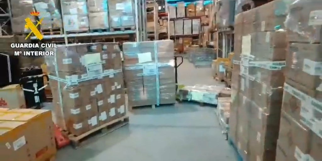 La Guardia Civil interviene 23.652 unidades de productos pirotécnicos en un local sin autorización en Humanes