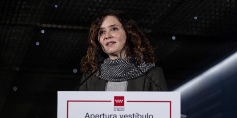 Ayuso acusa al Gobierno de «perseguir» a artistas como Nacho Cano: «Las prácticas dictatoriales se multiplican»
