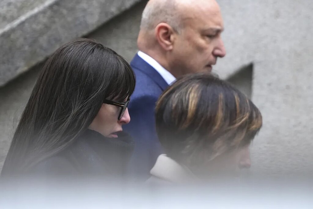 El Gobierno aseguró que la ex pareja de Ábalos "asumió las funciones de personal administrativo" en Ineco pese a que ella nunca acudió a trabajar