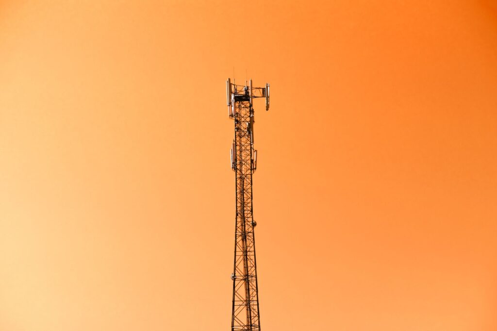 Avatel plantea un ERE para 444 empleados, el 33,5% de su plantilla