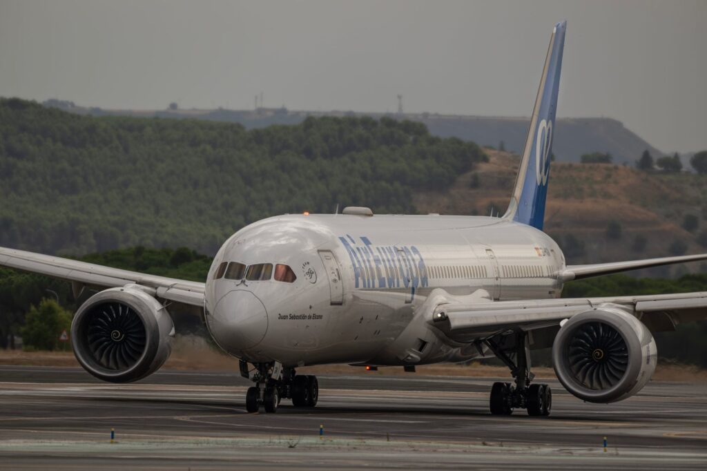 El alza del queroseno fuerza a las aerolíneas a recortar más de 563.000 plazas en España 1 El alza del queroseno fuerza a las aerolíneas a recortar más de 563.000 plazas en España