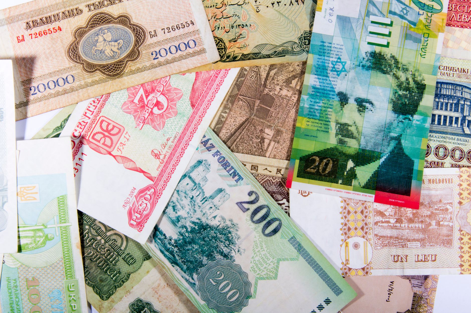 El FMI prevé que la deuda pública mundial rebase el 100% del PIB en 2030