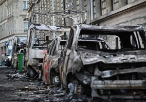 Francia evalúa los daños tras las protestas: 1.500 comercios saqueados, un fallecido y 1.800 detenidos