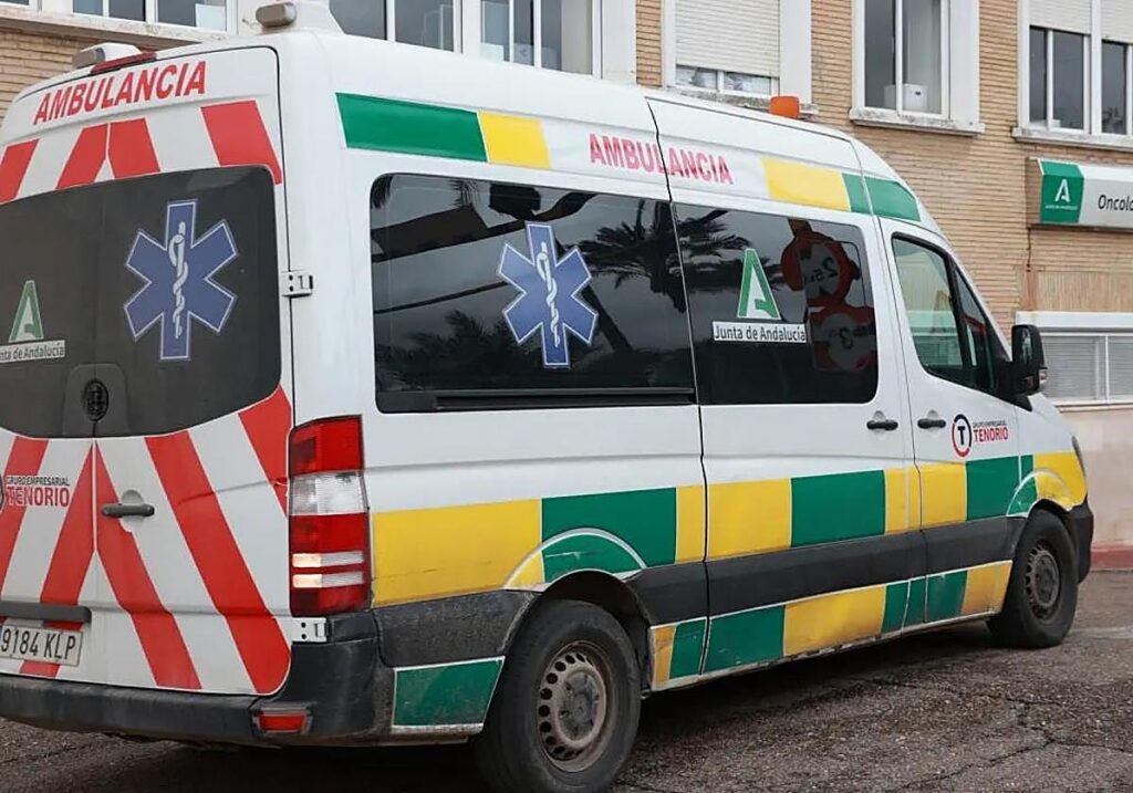 Localizan a un hombre fallecido dentro de una furgoneta en Isla Cristina
