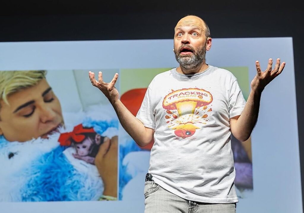 Miguel Noguera llevará su ‘Ultrashow’ a Murcia Sonríe tras más de dos décadas de humor inclasificable