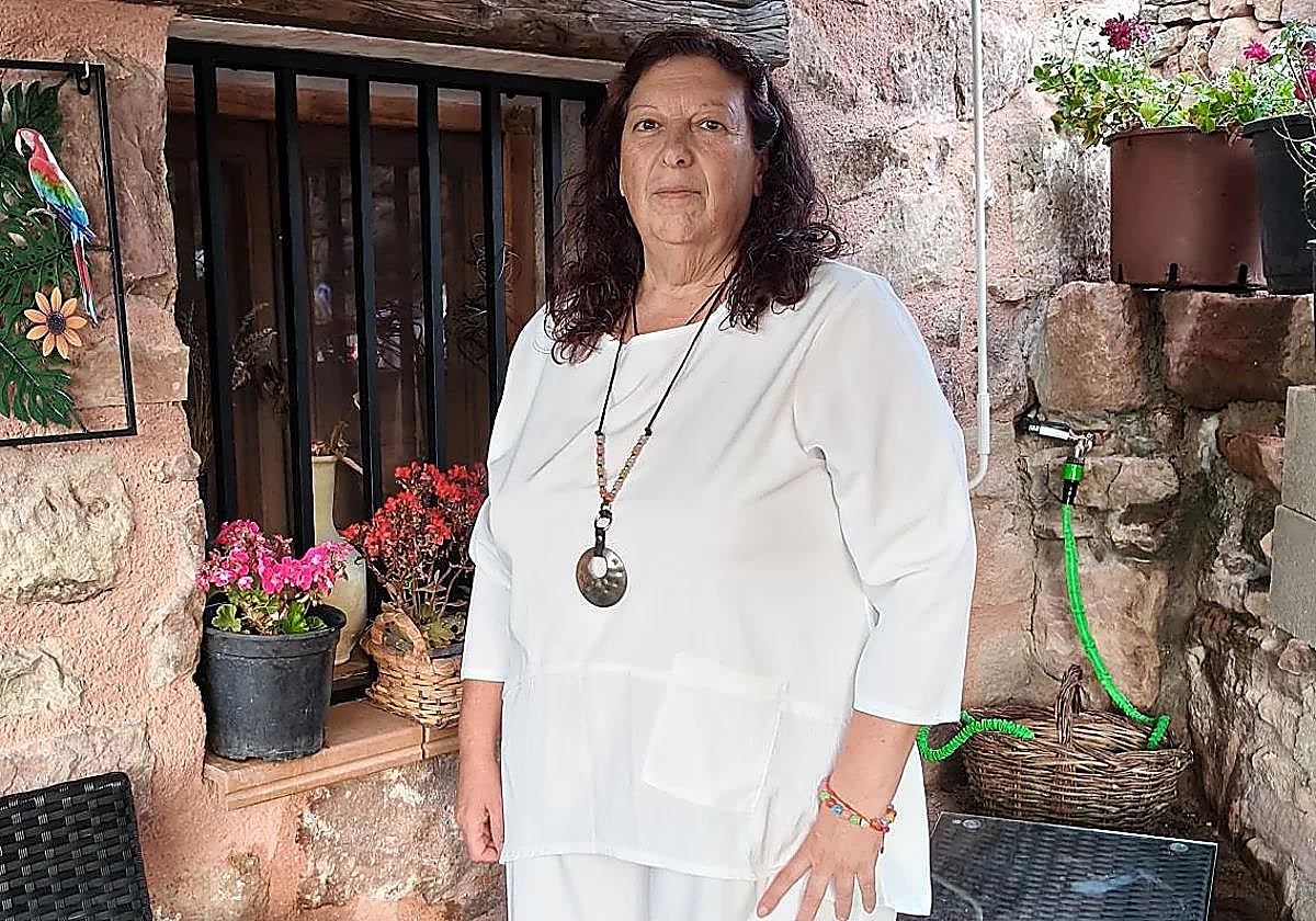Rosa, tras llegar a 140 kilos: «Pasé dos años encerrada en casa esperando a morirme»